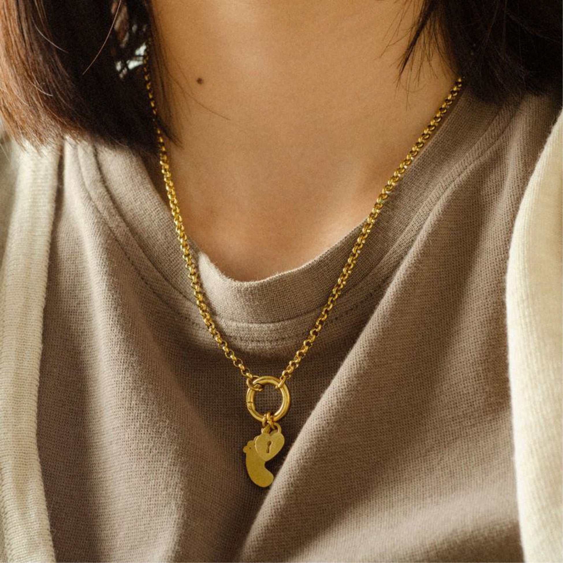 Push Clasp Charm Holder 14K gold